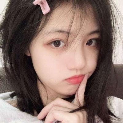中间的房子
